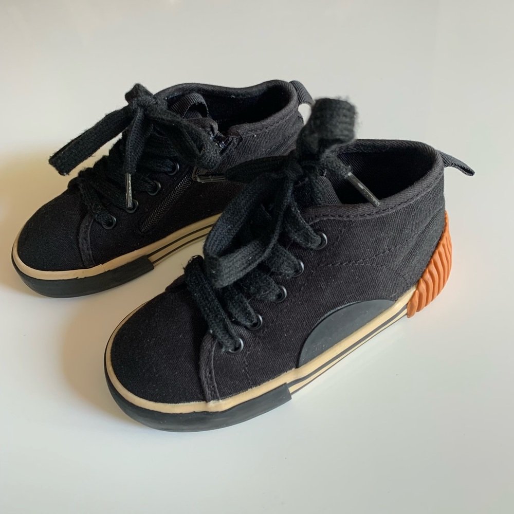 Zara shoes!